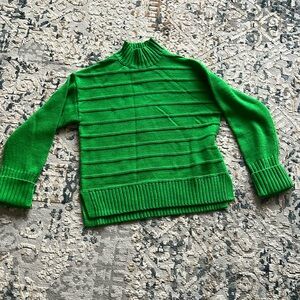 Always on knit stitch, mock neck sweater - green